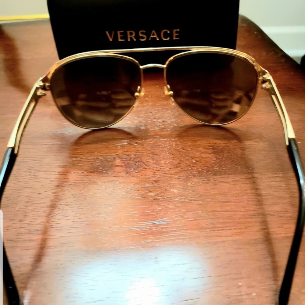 VERSACE - Gold Rims Mirror BR - Picture 3 of 6